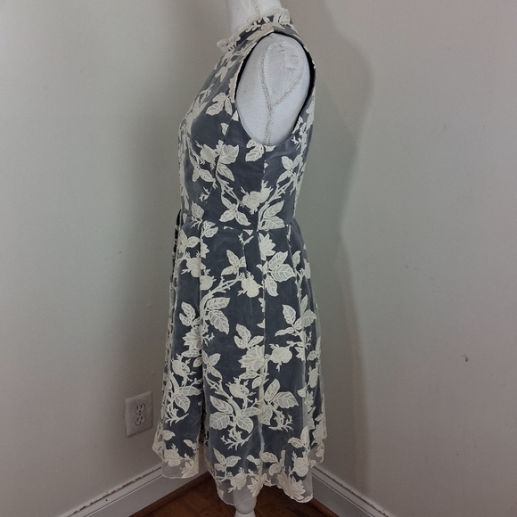 ERIN by Erin Fetherston Black  and Cream Floral Midi Dress Size 8 - Picture 9 of 11